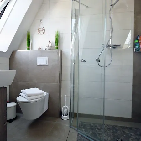 Semesterbostad Aalreuse *